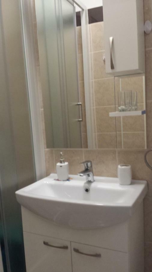 Fami Superior One Bedroom Apartment Rijeka Eksteriør bilde